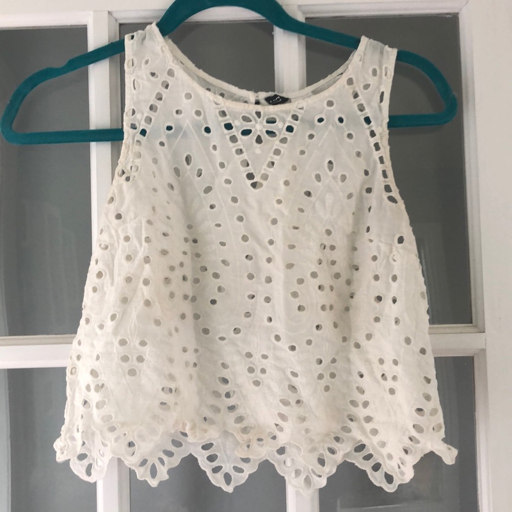 H&M Eyelet Lace crop top